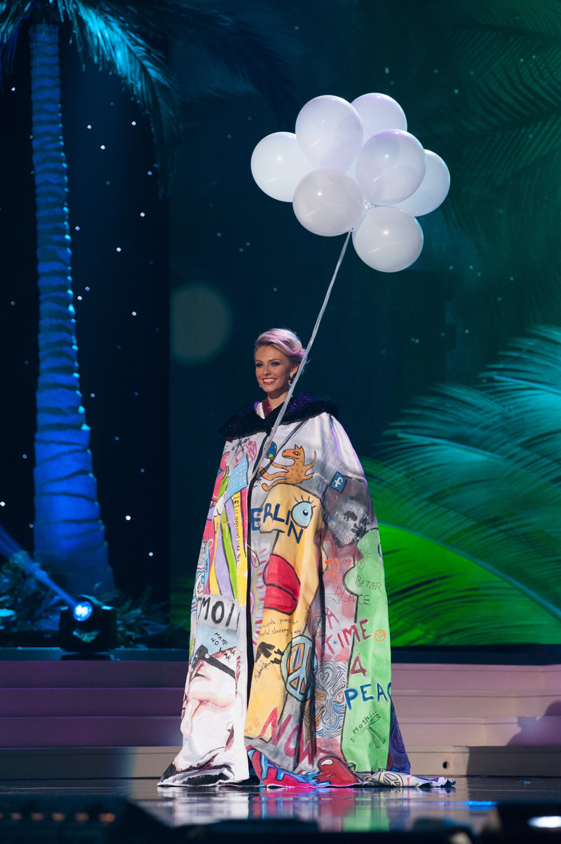 Illustration for article titled 2015 Miss Universe National Costumes: An Asshole's Review (Part 1)